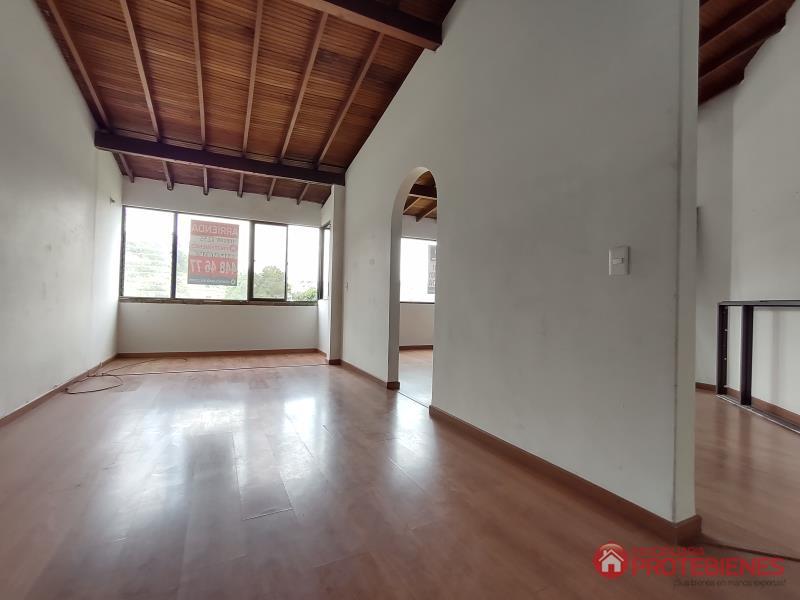 Apartamento en Arriendo en Conquistadores
